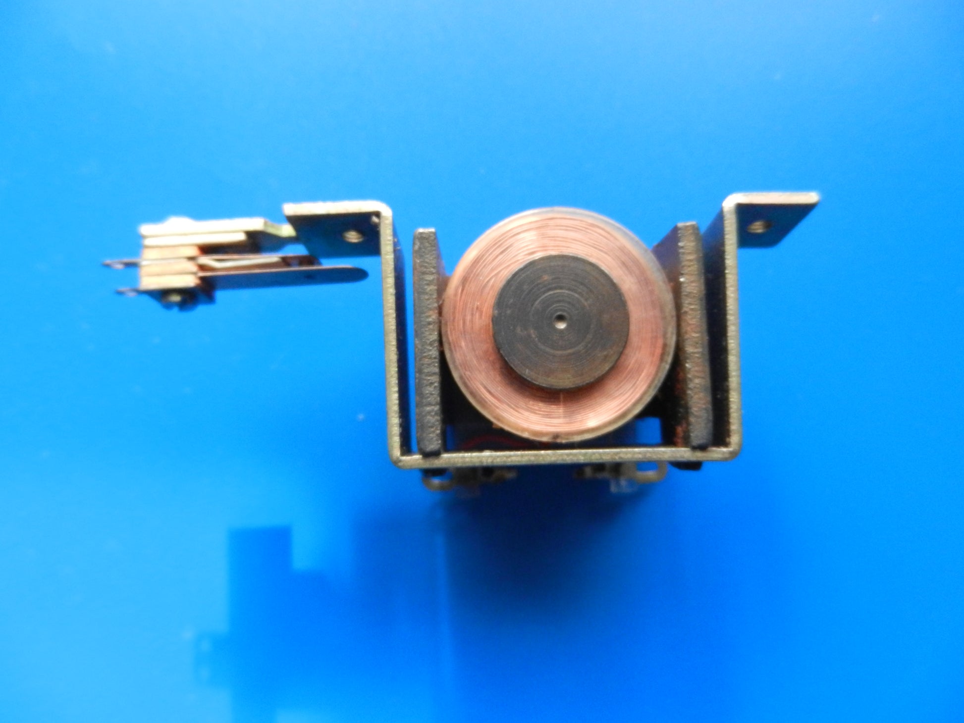 CN830 CN930 Abschaltmagnet mit Federsatz für Hifi Cassettendeck von GRUNDIG
