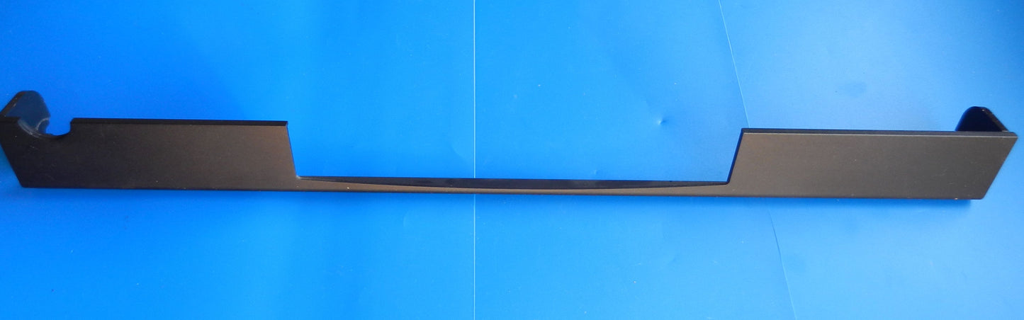 Fine Arts Frontklappe aus Alu , unten für flache GRUNDIG Verstärker und Receiver, Tuner in schwarz