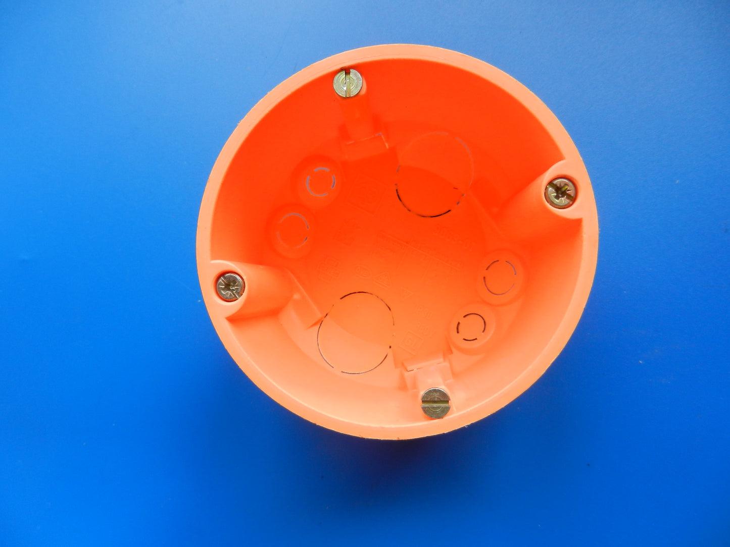 Kaiser Hohlwanddose orange 9063-01 , 68x44mm