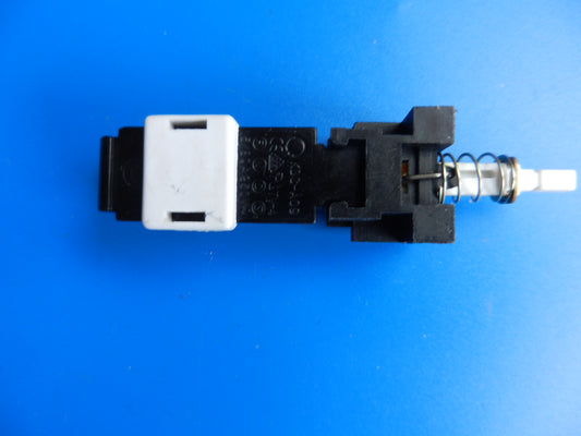 A09 Netzschalter KDC 15mm für Philips und SONY Röhren Fernseher NEU