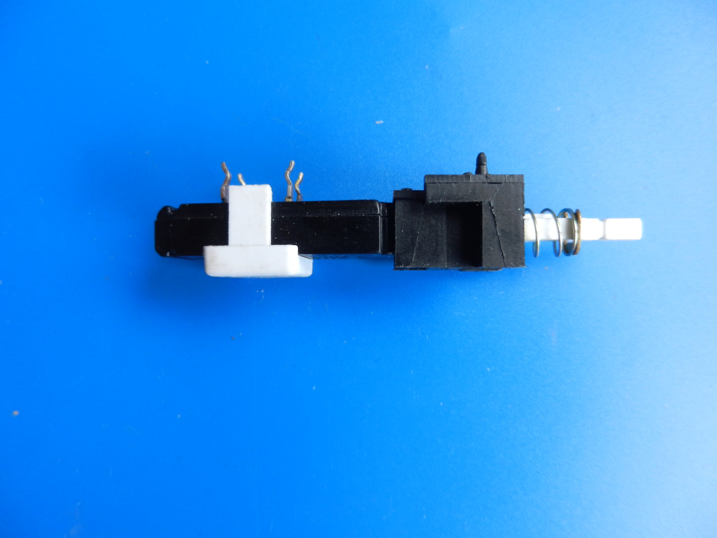 A09 Netzschalter KDC 15mm für Philips und SONY Röhren Fernseher NEU