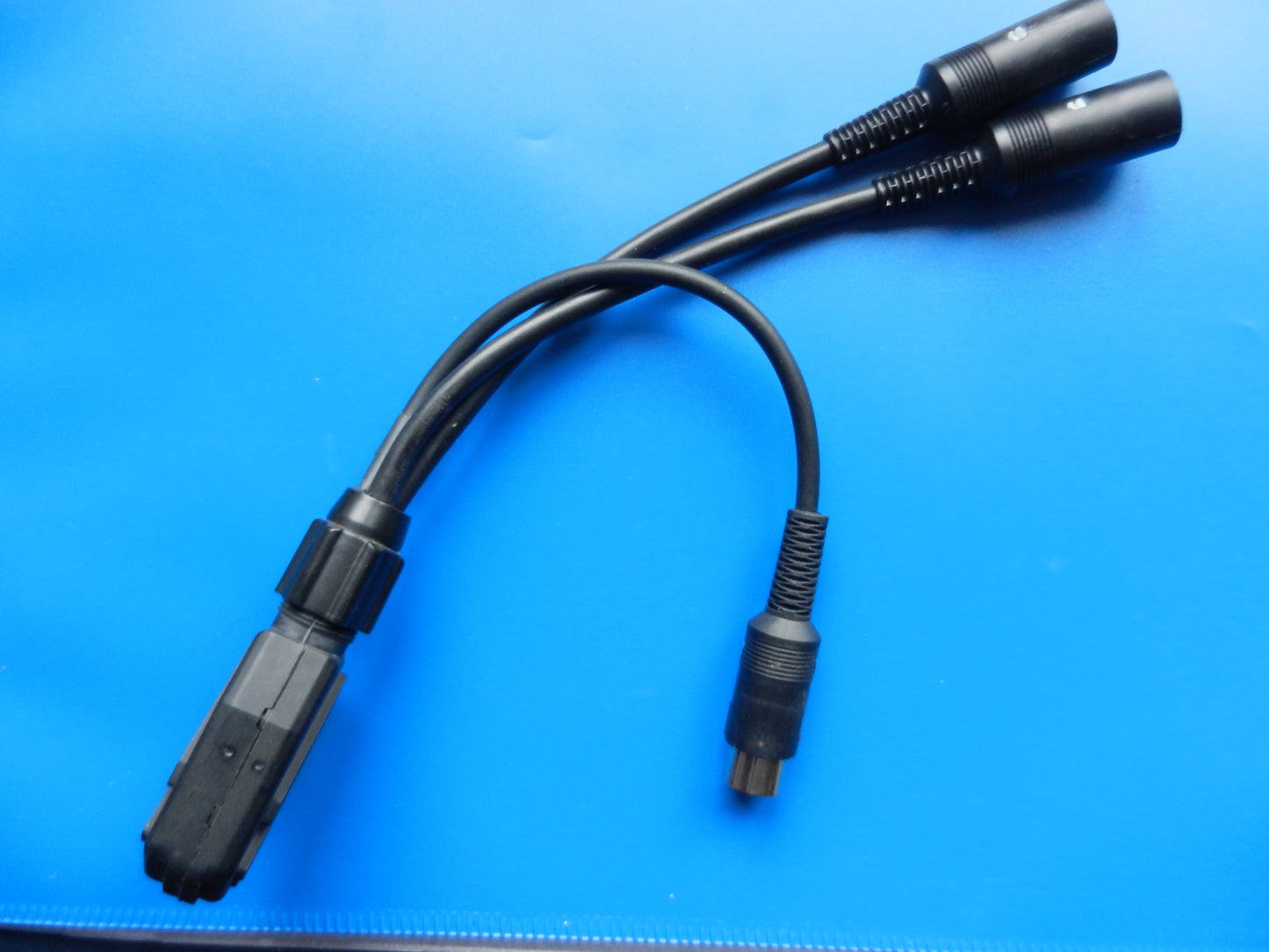 Kombi Adapter 299 zum Anschluß von 2 TB/Cass. an GRUNDIG Hifi Anlagen, RPC, Studios, Nachbau .