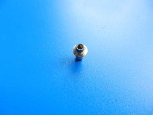 Keramik Durchführungskondensator 3mm / 6mm für GRUNDIG Cassettenrecorder Motoren