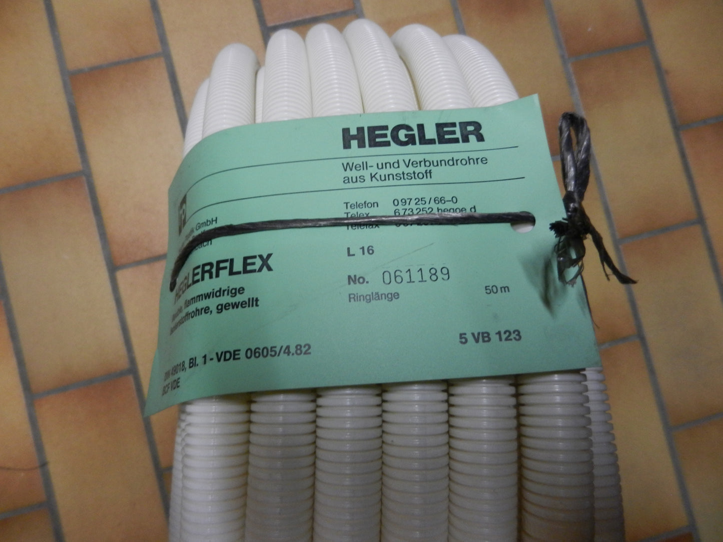 Rohr L16 flexibel 21mm Aussen- und 16mm Innnendurchmesser 50m Ring