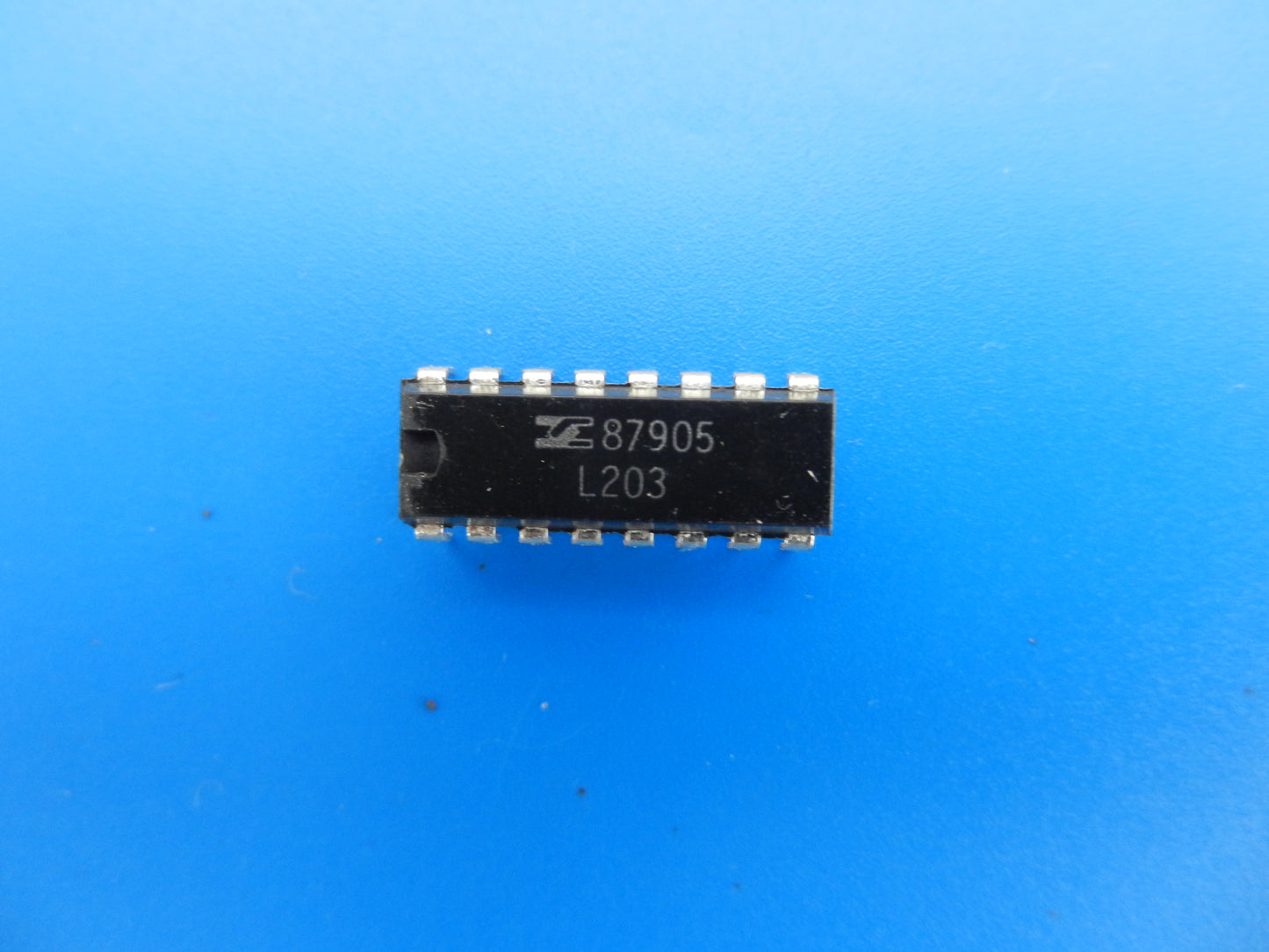 L203 Treiber IC für MCF 500 / 600 / CF 5500 von GRUNDIG