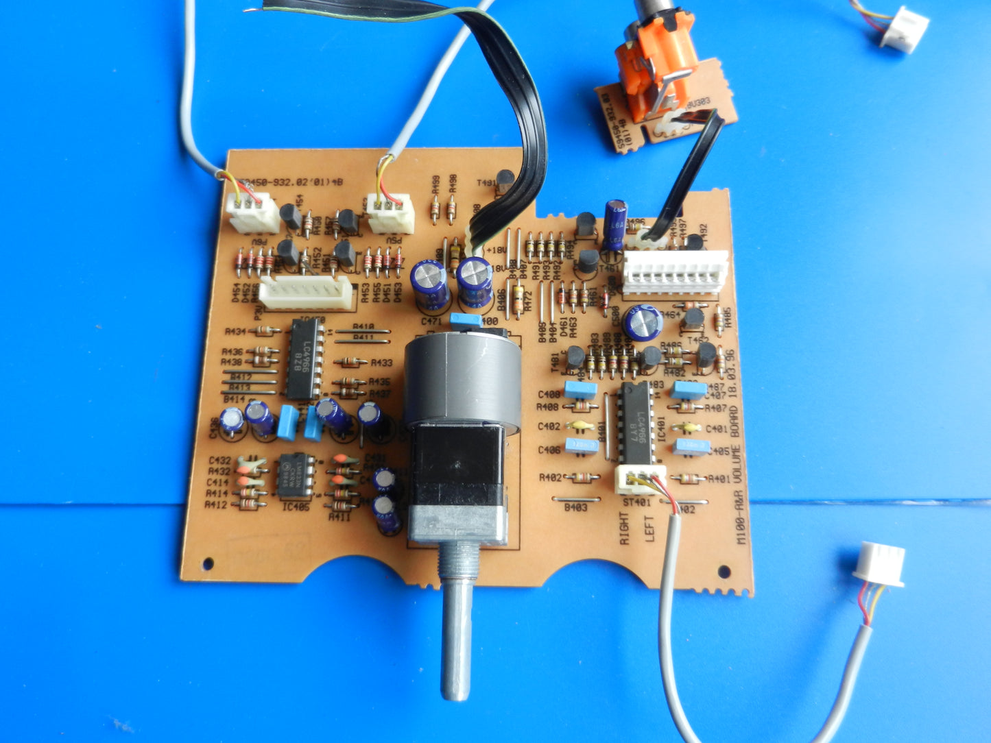 M100-R  M-100A Lautstärkereglerplatte für Fine Arts Receiver von GRUNDIG