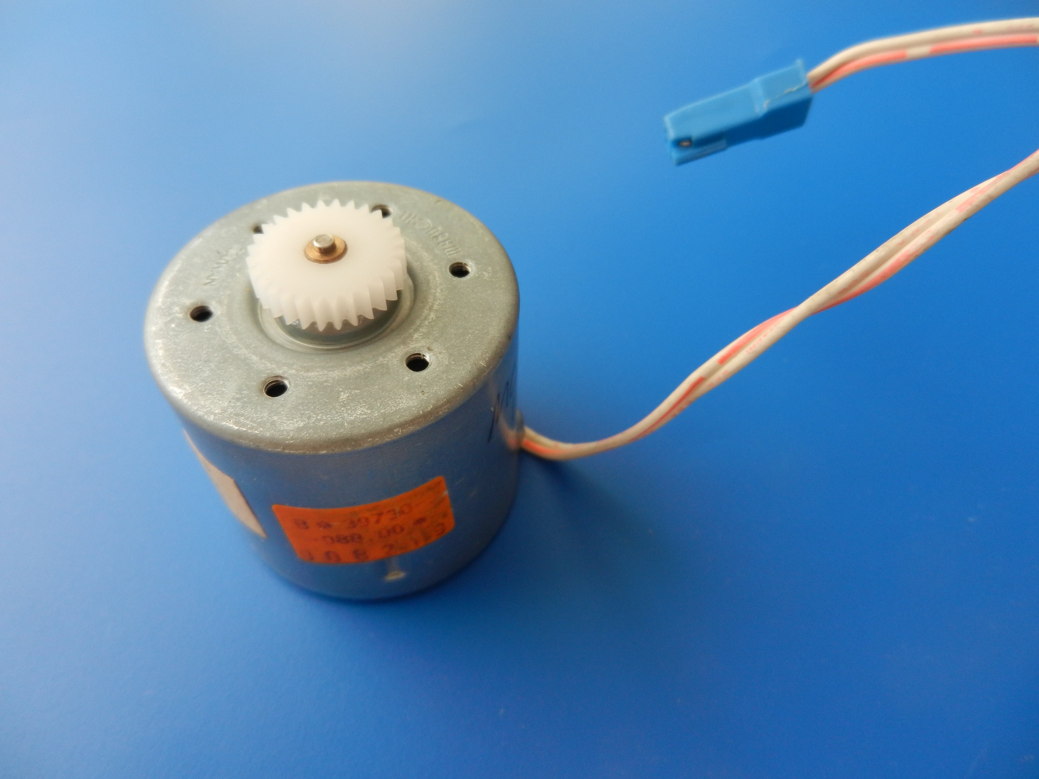 Mit Motor SCF6200 Kopfschlitten Motor komplett mit Ritzel Zahnrad für Hifi Casse ...