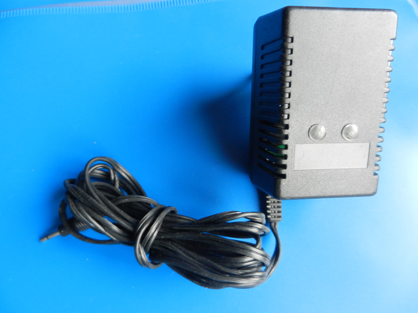 Netzteil 8,5V 70mA Netzteil / Ladegerät für ein SIEMENS S1 Handy