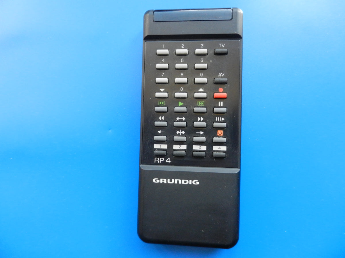 RP4 GRUNDIG Video Original Fernbedienung, wenig gebraucht