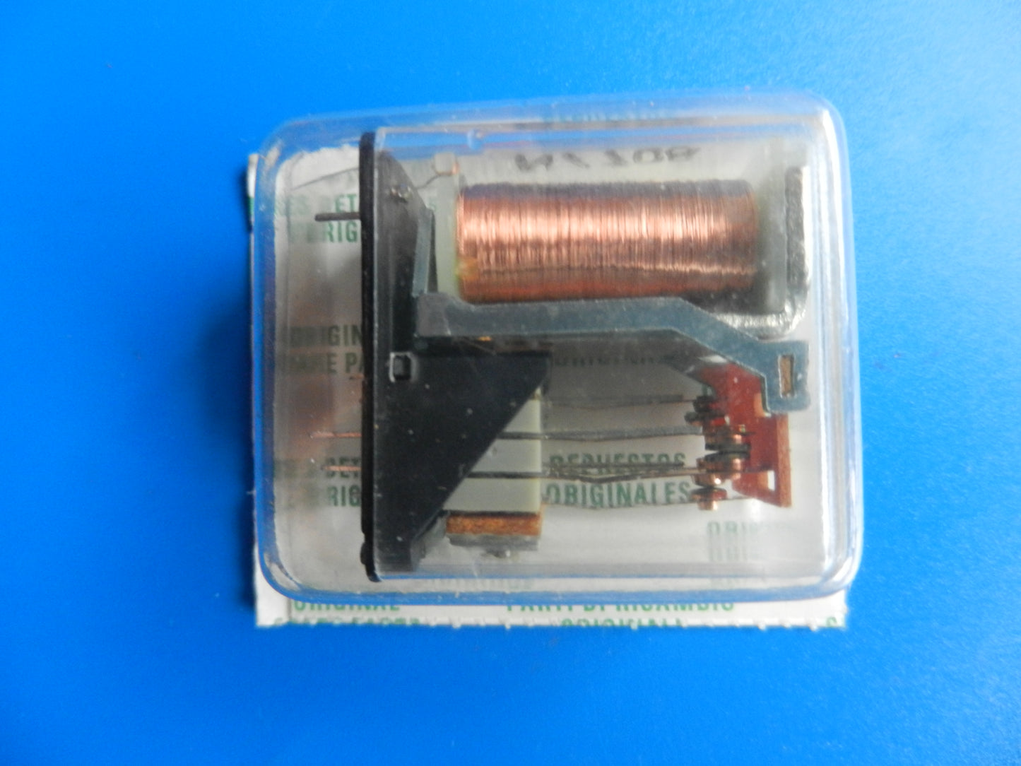 Relais 9070 83  Gruner 8312-001-083 für GRUNDIG TV