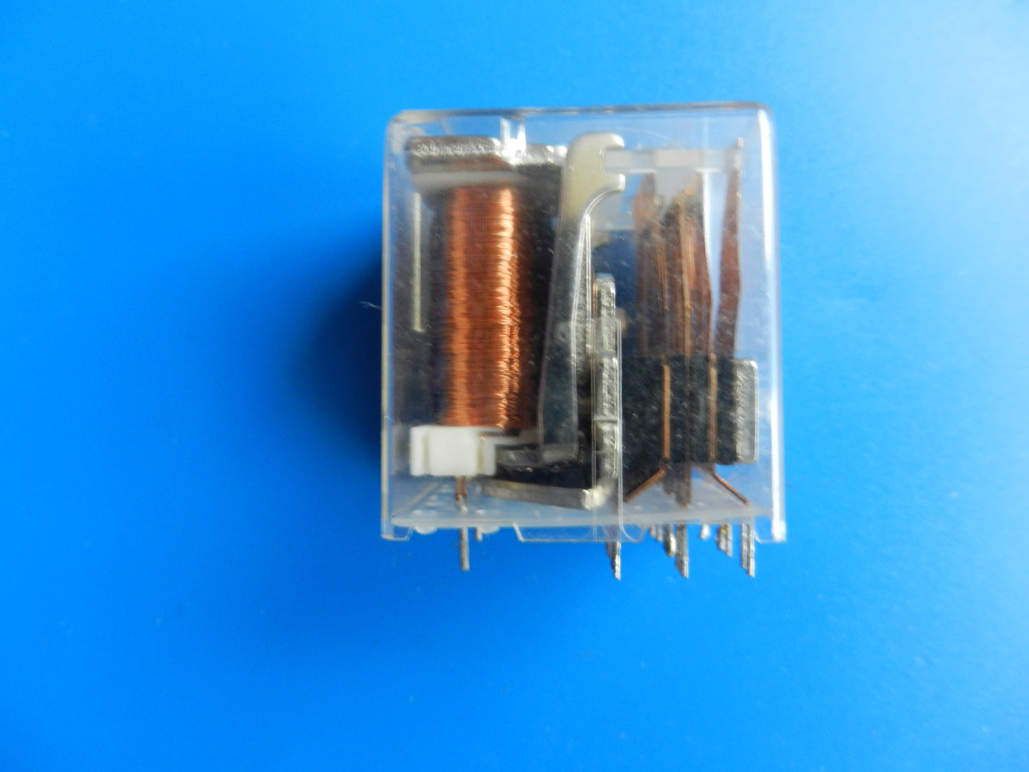 Relais ITT 311W 46091 . 604 6V