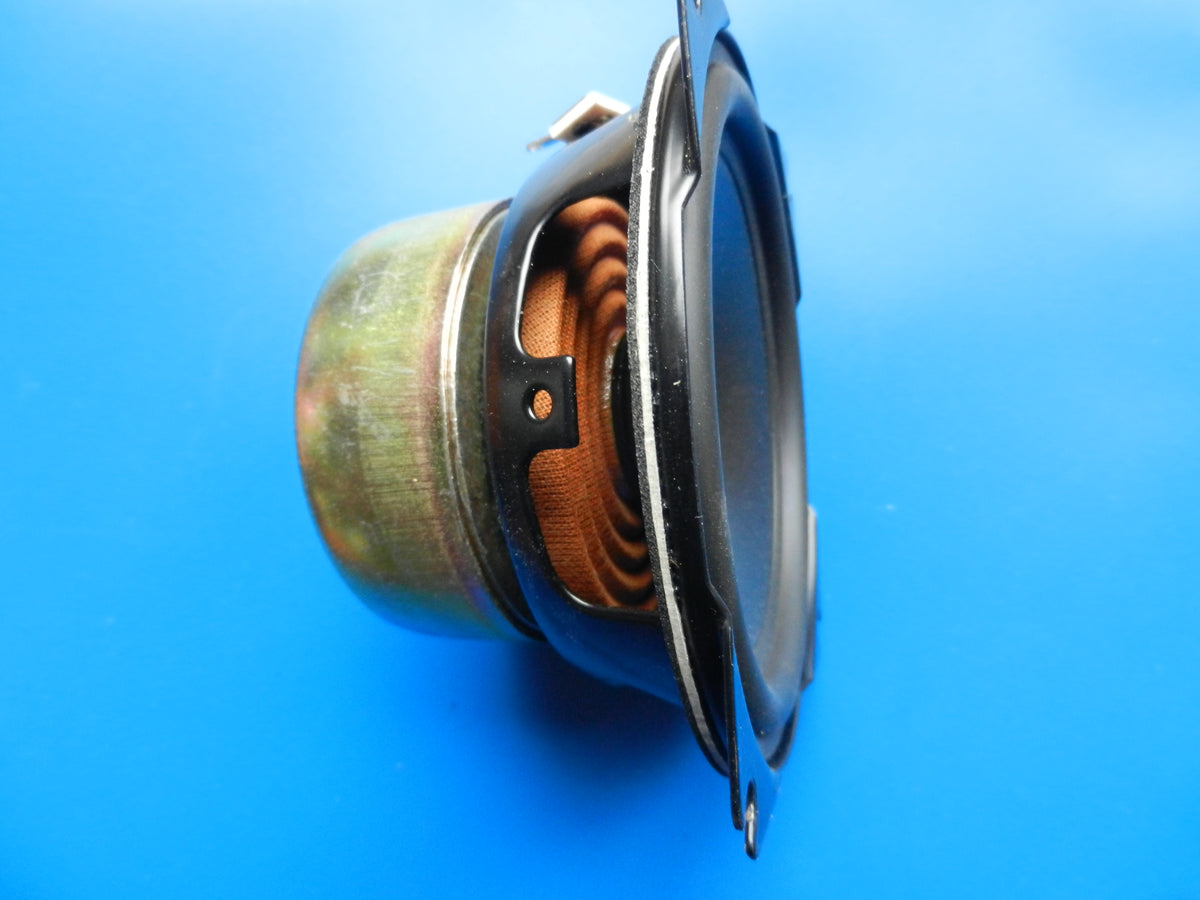 Satellit 600 / 650 Mittelton 4 Ohm Lautsprecher von GRUNDIG für Weltempfänger