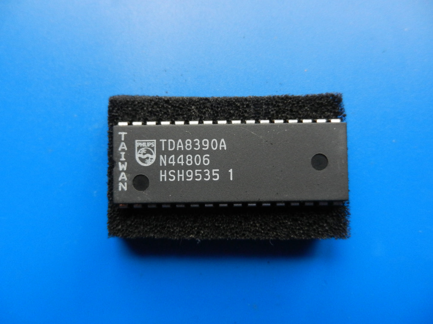 TDA8390A IC für TV Geräte von Grundig, Loewe und Metz
