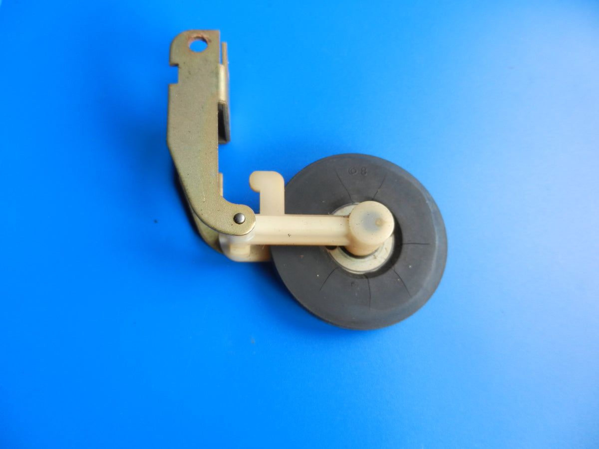 TK745 TK747 Zwischenradhebel , Gummi 40mm für Tonband von GRUNDIG, gebraucht
