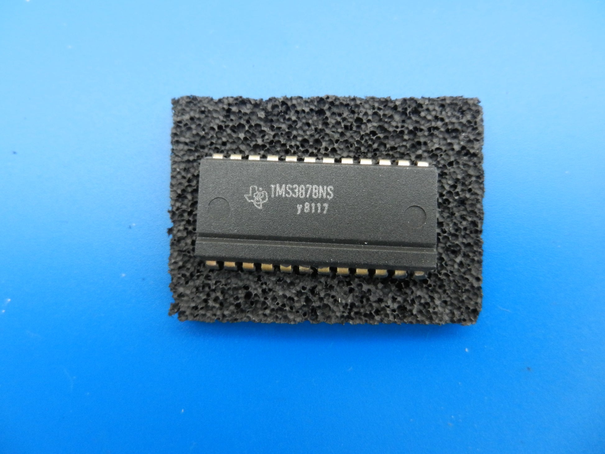 SATELLIT3400 TMS3878NS Zähler IC für Weltempfänger von GRUNDIG