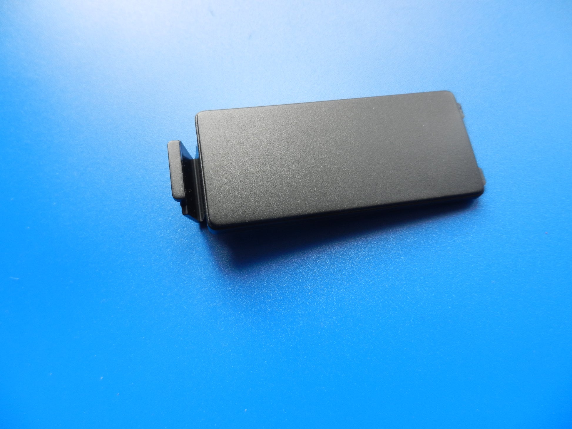 TOSHIBA Batteriedeckel für LCD Fernbedienungen 60mm lang