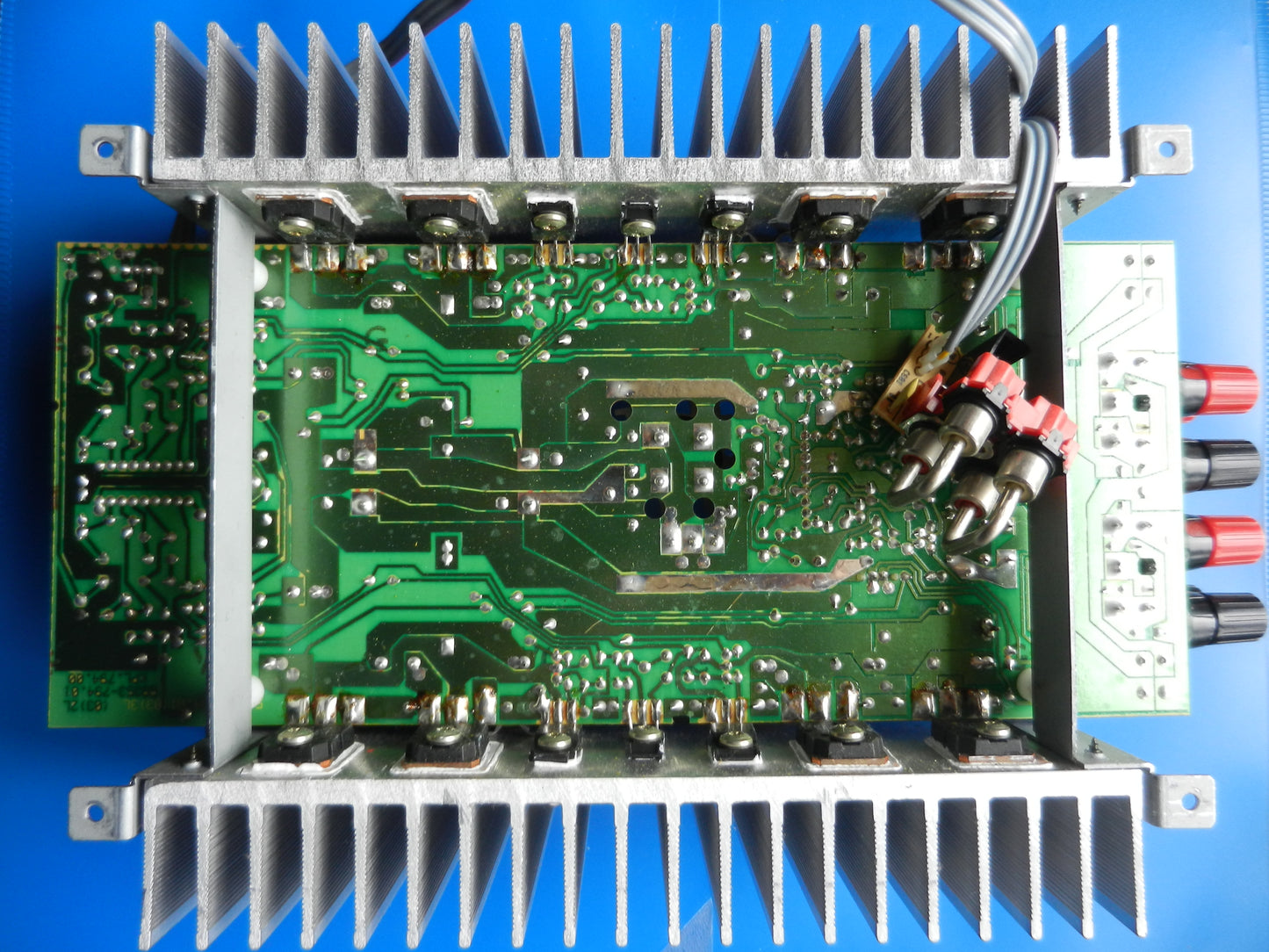 V3 Fine Arts NF-Endstufe 2x120 Watt Sinus für Hifi Verstärker von GRUNDIG