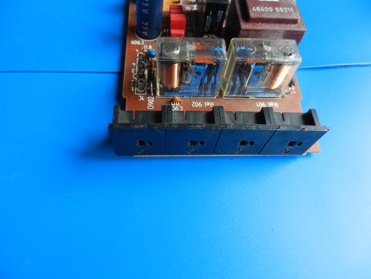 V5000 Lautsprecher - Buchsenplatte kpl. für Hifi Verstärker von GRUNDIG