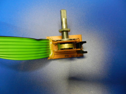 V7500 Lautstärke Potentiometer von GRUNDIG