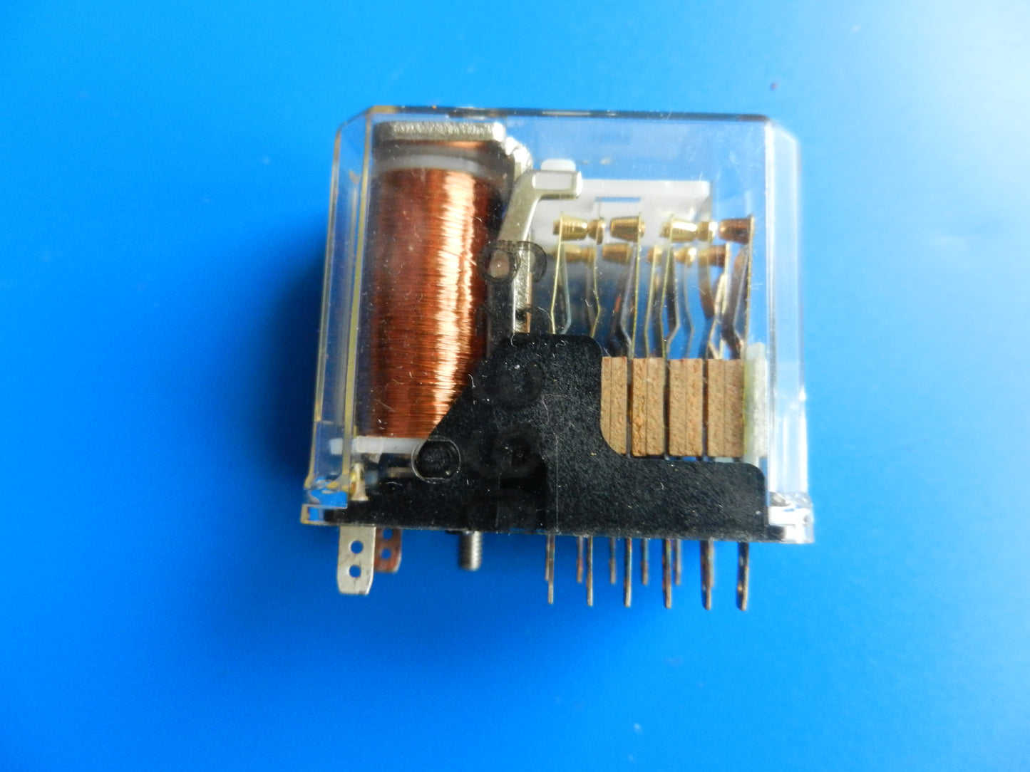 Relais Zettler Kammrelais AZ 431-08-8