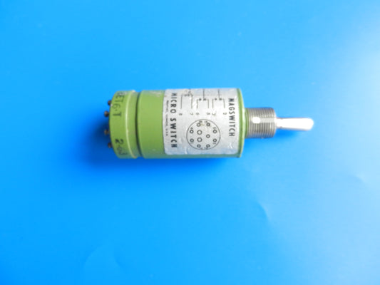 Mag Switch Schalter 28V spannungsgesteuert