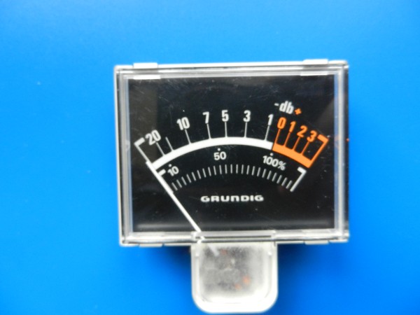 Anzeigeinstrument für CN-Cassettengeräte von GRUNDIG