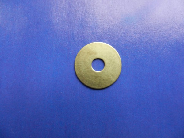 Messing Scheibe 15mm D mit 4,3mm Loch